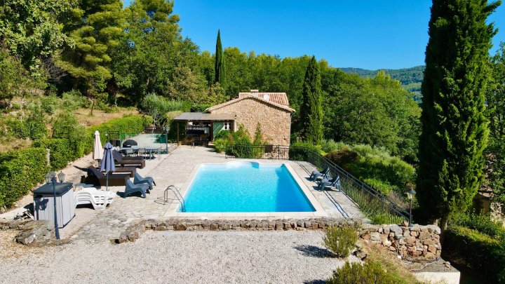 Idyllisches Feriendomizil mit atemberaubendem Ausblick in Draguignan