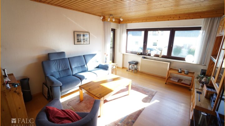 Zweifamilienhaus in Homburg- Schwarzenbach zu verkaufen!