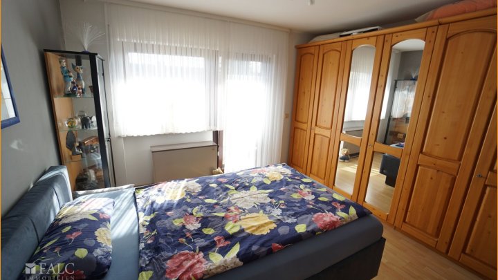 Zweifamilienhaus in Homburg- Schwarzenbach zu verkaufen!