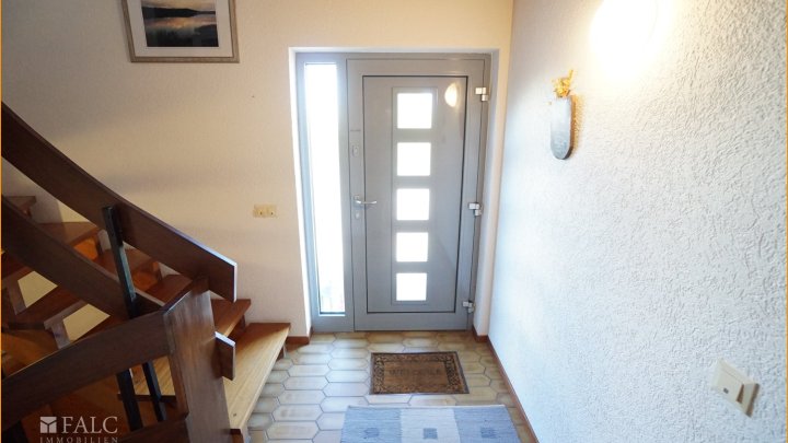 Zweifamilienhaus in Homburg- Schwarzenbach zu verkaufen!
