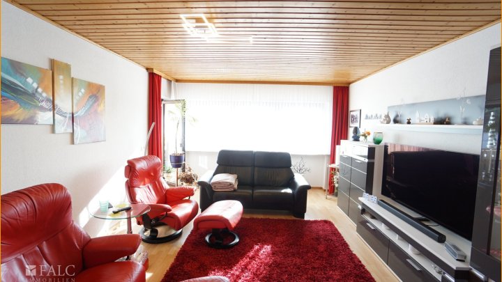 Zweifamilienhaus in Homburg- Schwarzenbach zu verkaufen!