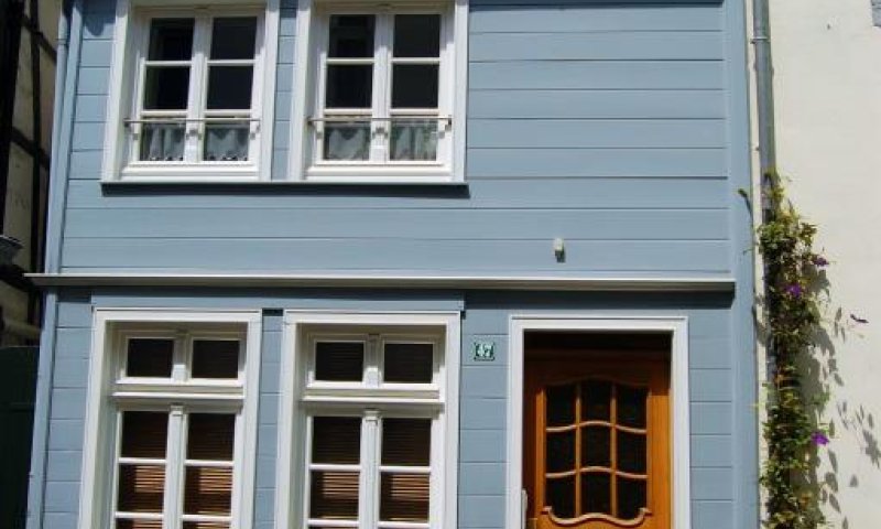 Wir suchen ein renovierungsbedürftiges Häuschen für Handwerker !
