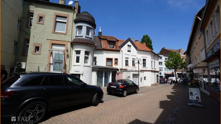 Geschäftshaus in guter Innenstadtlage zu vermieten!