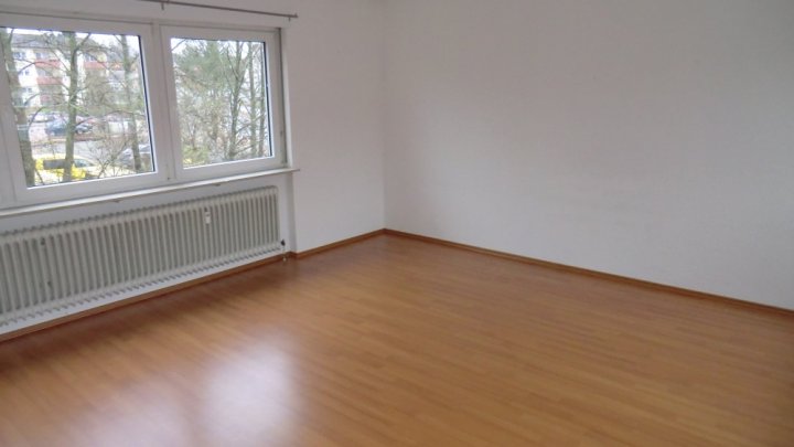 Praxis- Bürofläche im Zentrum von Waldmohr zu vermieten!