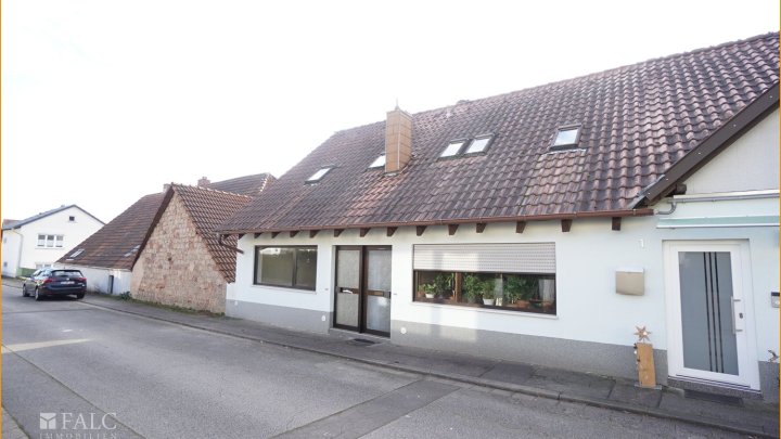 Schöne Studentenwohnung (2ZKB)  zu verkaufen!