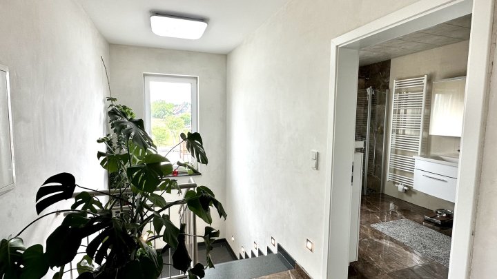 Provisionsfrei! Traumhaftes Einfamilienhaus: Kernsaniert mit herrlichem Garten