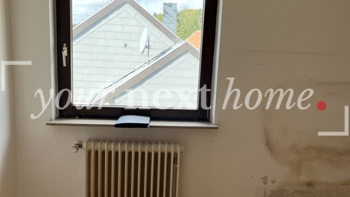 Dachgeschosswohnung für die kleine Familie