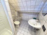 WC - Bereich im Badezimmer im DG