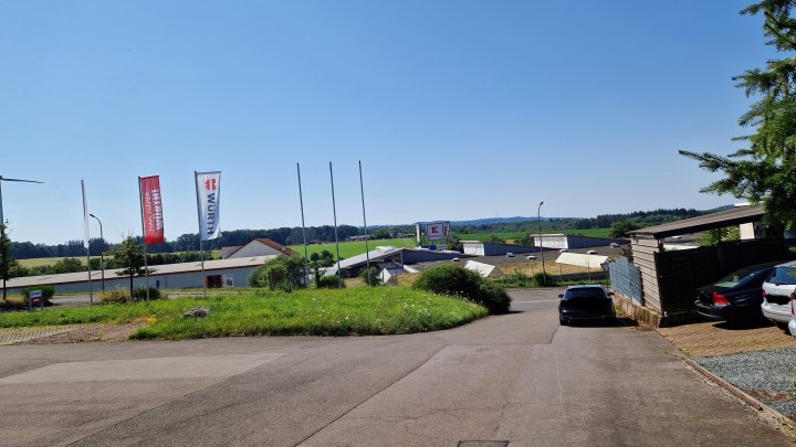 Einzelhandelsfläche Laden Ausstellungsfläche zur Miete