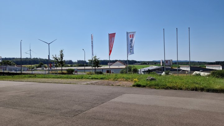 Einzelhandelsfläche Laden Ausstellungsfläche zur Miete