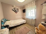 Kleines Kinderzimmer