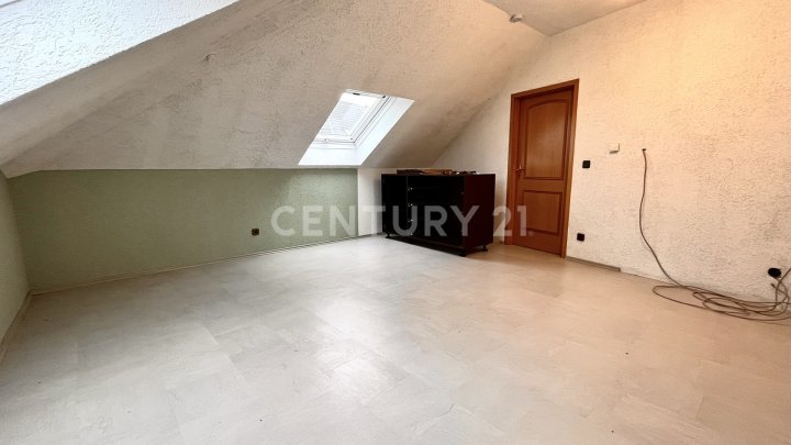 Grünes Glück: Maisonette mit Ruhe und Charme- perfekt um Träume zu verwirklichen