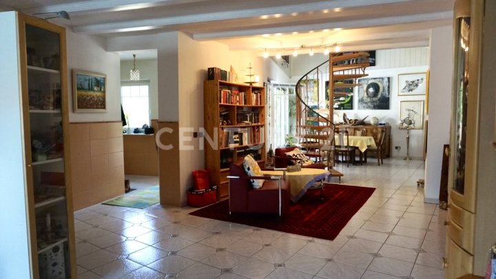 Grünes Glück: Maisonette mit Ruhe und Charme- perfekt um Träume zu verwirklichen