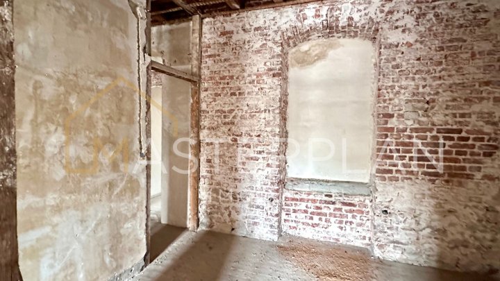 Vielseitiges Mehrfamilienhaus mit Gewerbeeinheit im Herzen von Wadern