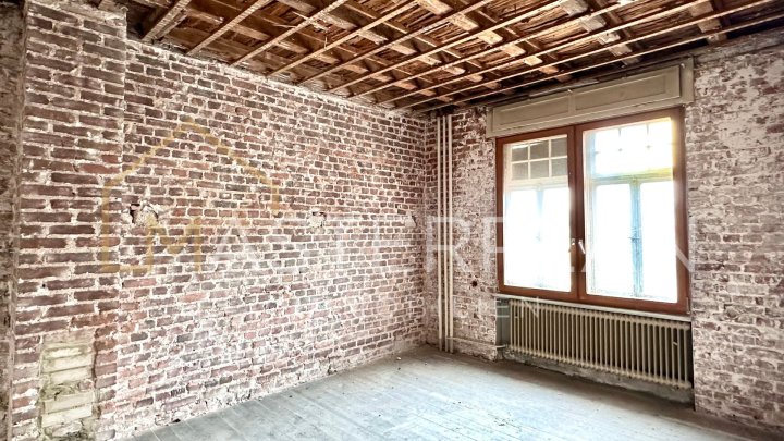 Vielseitiges Mehrfamilienhaus mit Gewerbeeinheit im Herzen von Wadern