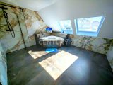 Neues 17m² Traumbad En suite mit Eckbadewanne...