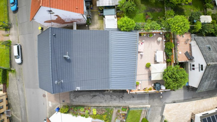 Kernsaniertes stilvolles Einfamilienhaus mit kleiner ELW und großer Terrasse