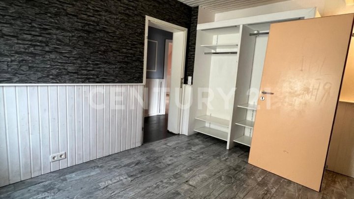 Sanierungsbedürftiges Einfamilienhaus in Top Lage von Kleinblittersdorf