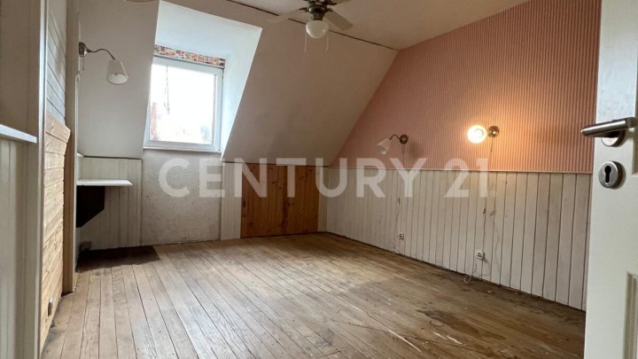 Sanierungsbedürftiges Einfamilienhaus in Top Lage von Kleinblittersdorf