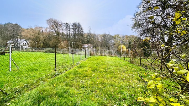Großzügiges 1-2 Familienhaus in Morscholz mit vielseitigen Nutzungsmöglichkeiten in idyllischer Lage