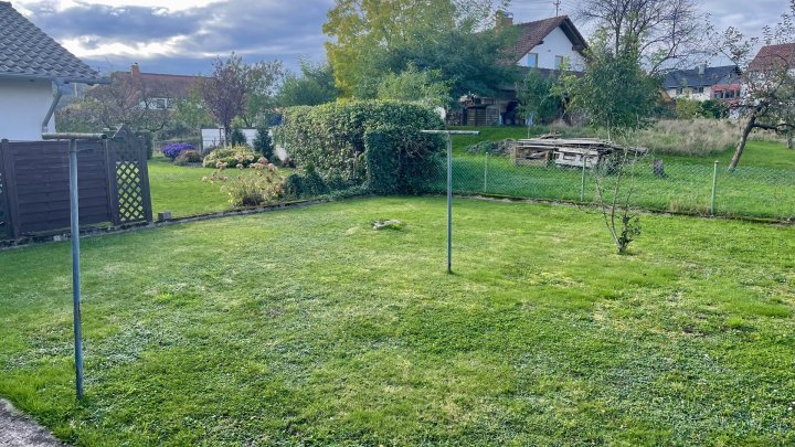 Freistehendes Ein-/Zweifamilienhaus in schöner Lage von Beckingen OT zu verkaufen
