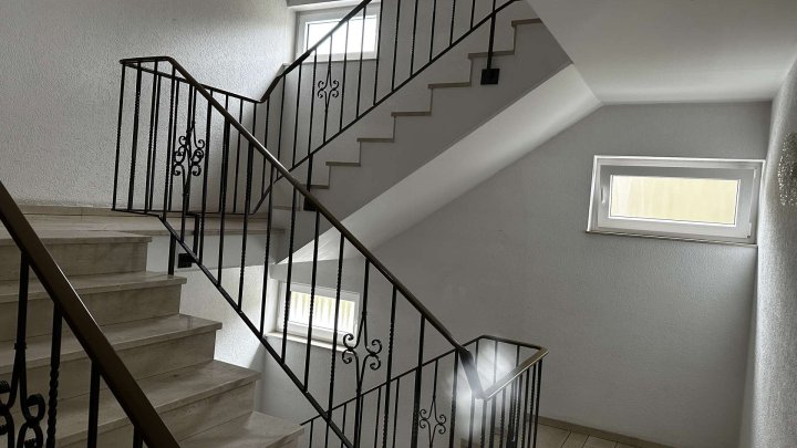 Schöne Penthouse-Wohnung in Homburg Erbach