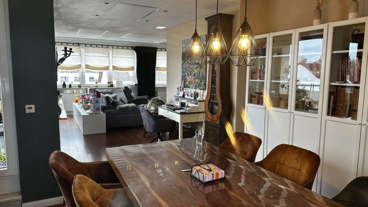Schöne Penthouse-Wohnung in Homburg Erbach