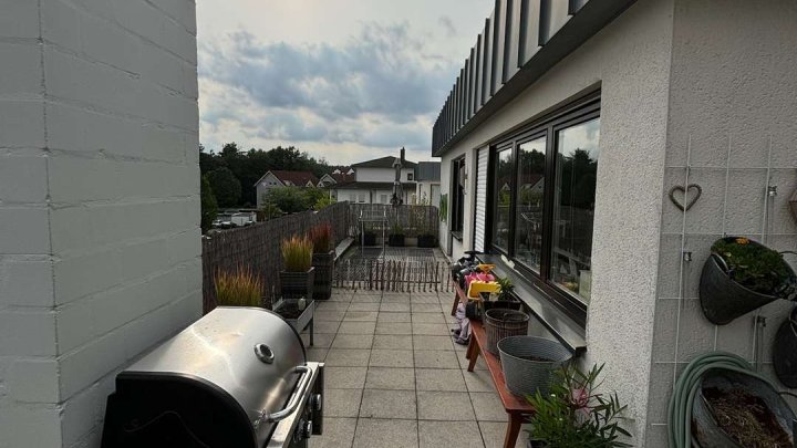 Schöne Penthouse-Wohnung in Homburg Erbach