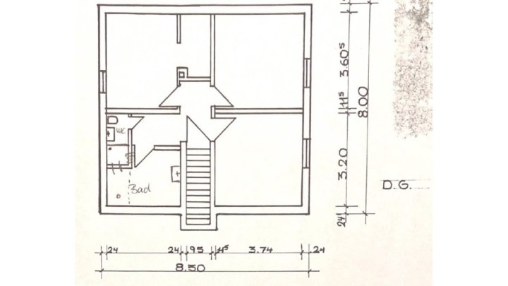 Freistehendes Haus + separate Wohnung, Garage und Grundstück