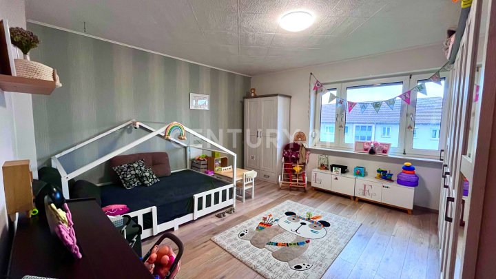 Zentral Wohnen: Renovierte Wohnung mit gemütlichem Flair