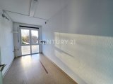 Büro bzw. Behandlungsraum 2