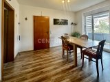 EG - Essbereich mit Blick zum Balkon