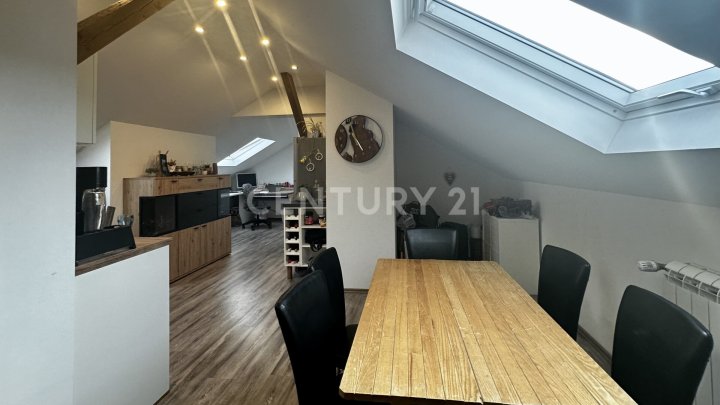   Top-saniertes 4-Parteienhaus + Baugrundstück in Breitenbach – wohnen & profitieren mit ca. 8,5 %