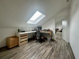 DG Büro mit Blick zum Wohnzimmer