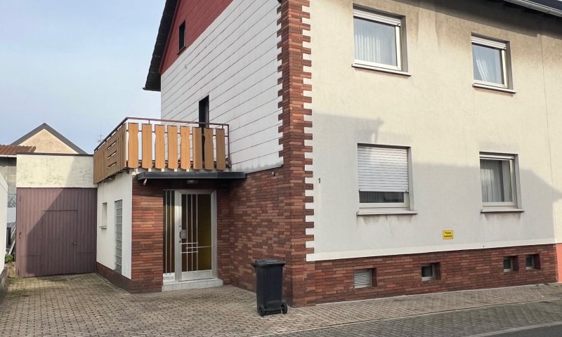 Renovierungsbedürftiges 1-Familienhaus in ruhiger Nebenstrasse in Wadgassen-Hostenbach zu verkaufen