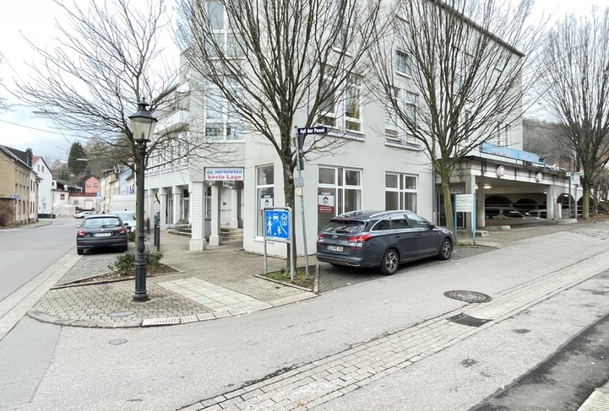 Straßenansicht