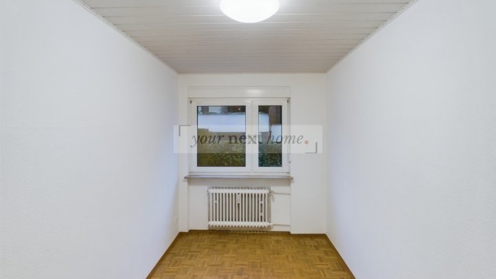 Helle, gut geschnittene 4 ZKB-Etagenwohnung in bester Lage von Saarbrücken-Scheidt!