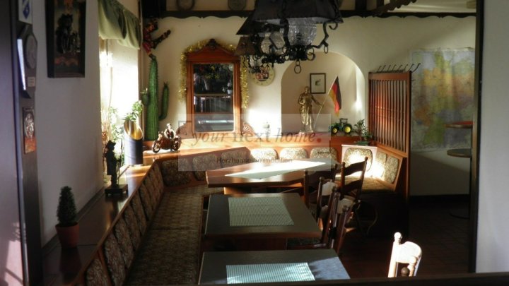 Gastronomie und Wohnung in Blieskastel, mit viel Potential !