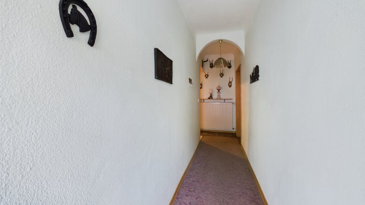 Einfamilienhaus mit Hof & Terrasse – Perfekt für kreative Handwerker!