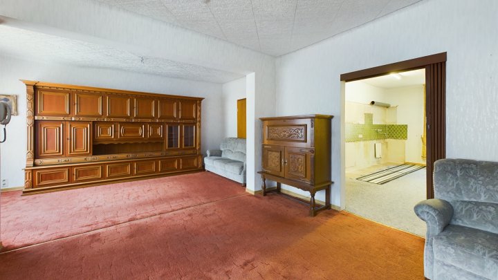 Einfamilienhaus mit Hof & Terrasse – Perfekt für kreative Handwerker!