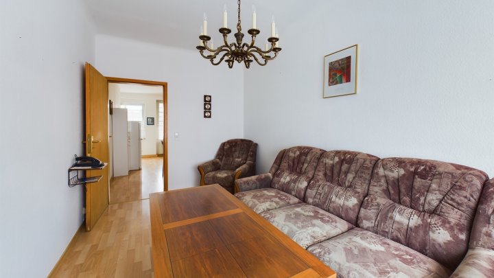 Einfamilienhaus mit Hof & Terrasse – Perfekt für kreative Handwerker!