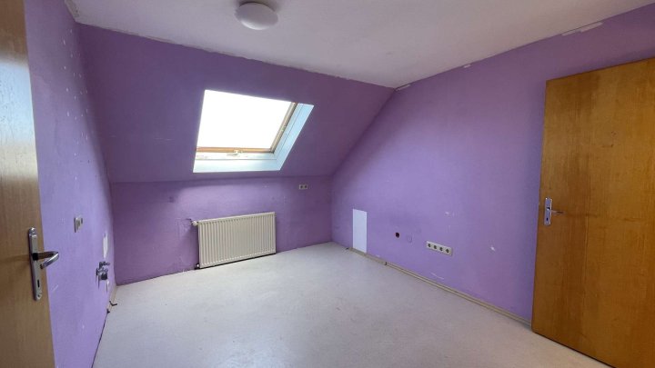 Einfamilienhaus in Schiffweiler OT Heiligenwald für die kleine Familie