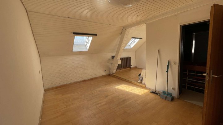 Einfamilienhaus in Schiffweiler OT Heiligenwald für die kleine Familie