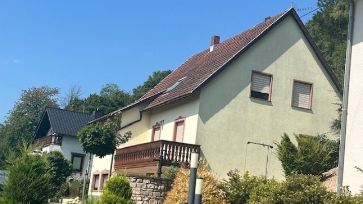 Freistehendes 1-Familienhaus in ruhiger Lage von Rehlingen-Siersburg-OT