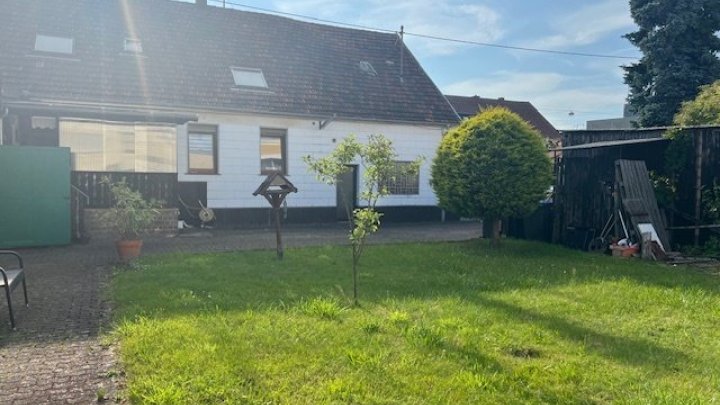 Wohn- und Geschäftshaus in zentraler Lage von Riegelsberg zu verkaufen