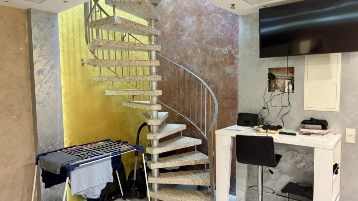 Gewerbeeinheit an zentralem Hubertusplatz in Nalbach zu verkaufen
