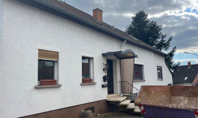 Renovierungsbedürftiges 1-2 Familienhaus in Namborn-OT zu verkaufen