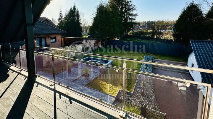 Luxuriöse Liegenschaft mit 3 Wohneinheiten in Kirkel - mit Stellplätzen, Doppelgarage & Garten