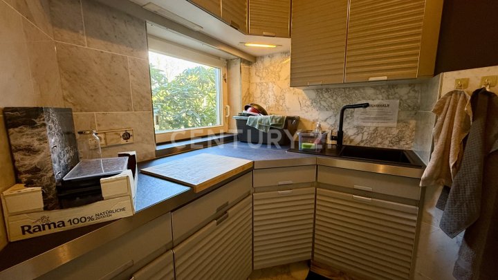 Designer Villa auf ca. 450 m² Wohnfläche mit traumhafter parkähnlicher Gartenanlage