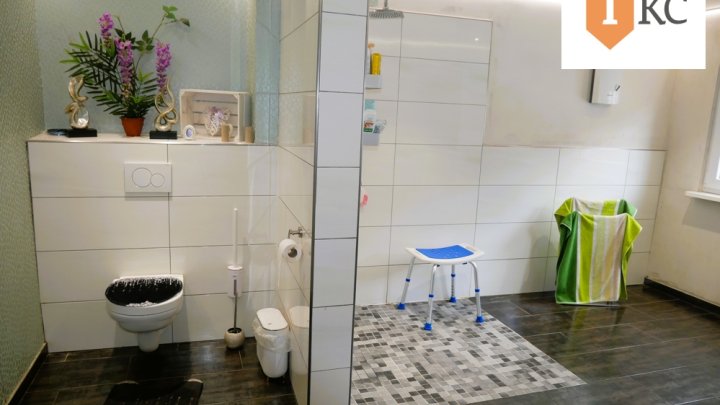 Familienfreundliches Reihenhaus in gefragter Lage mit großem Garten - Renoviert !